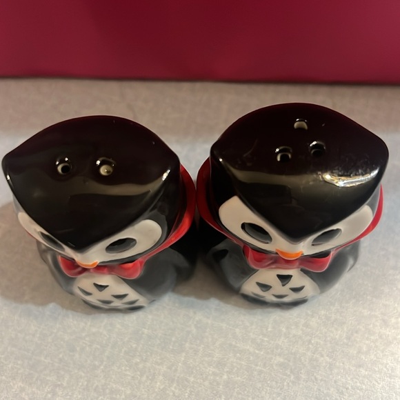 Owls - Picture 4 of 4